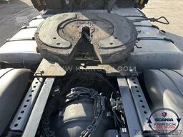 SCANIA S450A4x2EB / LowLiner / Hub-Sattelkupplung