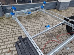 trailershop Bootanhänger direkt 1300kg GN231  Neptun