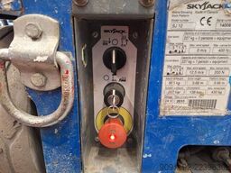SkyJack SJ12