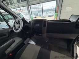 VOLKSWAGEN Crafter Kasten 50 MAXI HOCH&LANG L3H3*AHK 3500KG