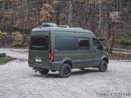 Mercedes-Benz JAMES COOK 600 E