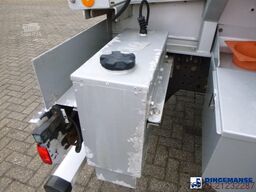 Renault Premium 270 dxi 4x2 fuel tank 13 m3 / 4 comp