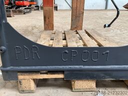 Kubota U 27-4