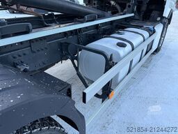 Volvo FH 500 Hook-lift, + Crane / Lift-dumper hydraul...