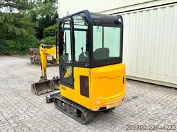 JCB 15C-1 / 825 H /  3 x Löffel / Kabine