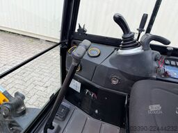 JCB 15C-1 / 825 H /  3 x Löffel / Kabine