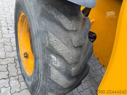 JCB 535-95 / 2017 BJ / 2.675 H