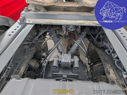 Iveco S-Way 490