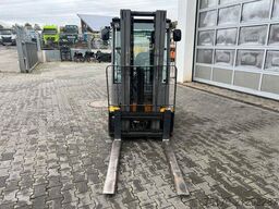 Jungheinrich EFG 215 / Triplex 4.25m / 1.851h / Batterie 2023