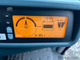 Jungheinrich EFG 215 / Triplex 4.25m / 1.851h / Batterie 2023