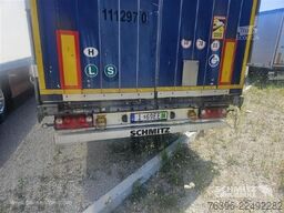 Schmitz Cargobull Semitrailer Curtainsider Mega