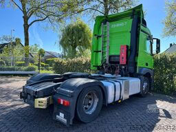 Mercedes-Benz Actros 1943