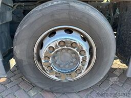 Mercedes-Benz Actros 1943