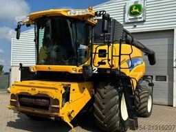 New Holland CR 9090