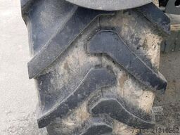 CLAAS Scorpion 7044 Vario Power