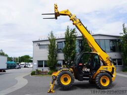 JCB 540-140 telescopic loader / 14 m range