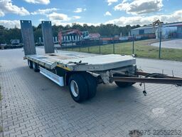 MÖSLEIN TF 3 / 3 Achsen Tieflader Anhänger mit Rampen