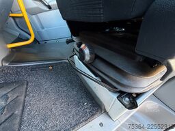 MERCEDES-BENZ Sprinter 314 BlueTEC 9 Sitze Rollstuhllift Klima