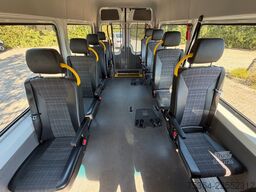 MERCEDES-BENZ Sprinter 314 BlueTEC 9 Sitze Rollstuhllift Klima