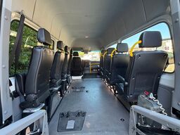 MERCEDES-BENZ Sprinter 314 BlueTEC 9 Sitze Rollstuhllift Klima