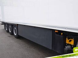 SCHMITZ CARGOBULL ThermoKing SLXi300 Doppelstock LED Ferry Lashing