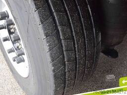 SCHMITZ CARGOBULL ThermoKing SLXi300 Doppelstock LED Ferry Lashing