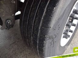 SCHMITZ CARGOBULL ThermoKing SLXi300 Doppelstock LED Ferry Lashing