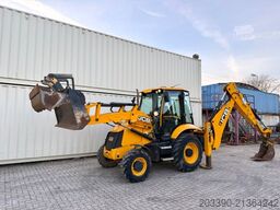 JCB 3CX Plus / 2022 BJ / 3.633 H / 81 KW