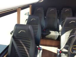 MERCEDES-BENZ Neue Sprinter 519 CDI 24 Sitzplätze EURO 6