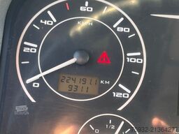 SOLARIS Urbino 8.9 LE Midi K    3-PUNKT-Gurte