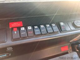 SOLARIS Urbino 8.9 LE Midi K    3-PUNKT-Gurte