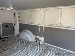 VW T6 Transporter Kasten lang 110KW Navi