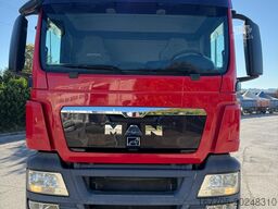 MAN 32 440 F