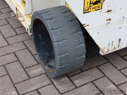 Holland Lift Ecostar HL-9710 Electric, 12m Working Height, 325k