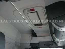 MAN TGL 8.250 geschloss. Autotransp. Moetefindt