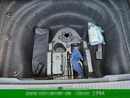 VOLKSWAGEN Passat Variant Business Navigation