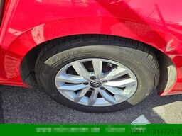 VOLKSWAGEN Passat Variant Business Navigation