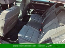 VOLKSWAGEN Passat Variant Business Navigation