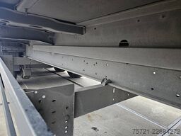SCHMITZ SCS 24/L LIFT AXLE