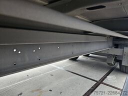 SCHMITZ SCS 24/L LIFT AXLE