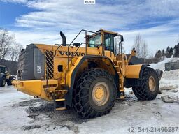 Volvo L350F Wheel Loader with Bucket
