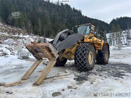 Volvo L350F Wheel Loader with Bucket