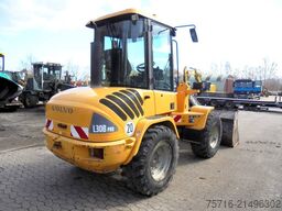 Volvo L 30 B