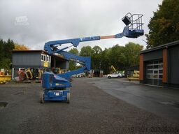 JLG JLG N40E  Gelenkteleskoparbeitsbühne 14 m