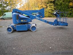 JLG JLG N40E  Gelenkteleskoparbeitsbühne 14 m