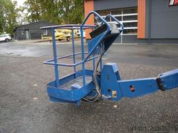 JLG JLG N40E  Gelenkteleskoparbeitsbühne 14 m