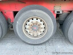 Kel-Berg Curtainsider / Planenauflieger / Gardin