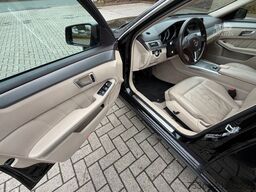 MERCEDES-BENZ E 300 BlueTEC HYBRID Navi Leder PDC LED EURO 5