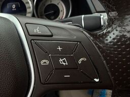 MERCEDES-BENZ E 300 BlueTEC HYBRID Navi Leder PDC LED EURO 5