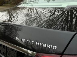MERCEDES-BENZ E 300 BlueTEC HYBRID Navi Leder PDC LED EURO 5